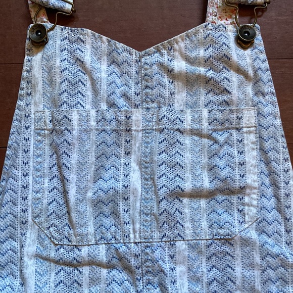 Element Multi Pattern Short Overalls - Picture 2 of 4